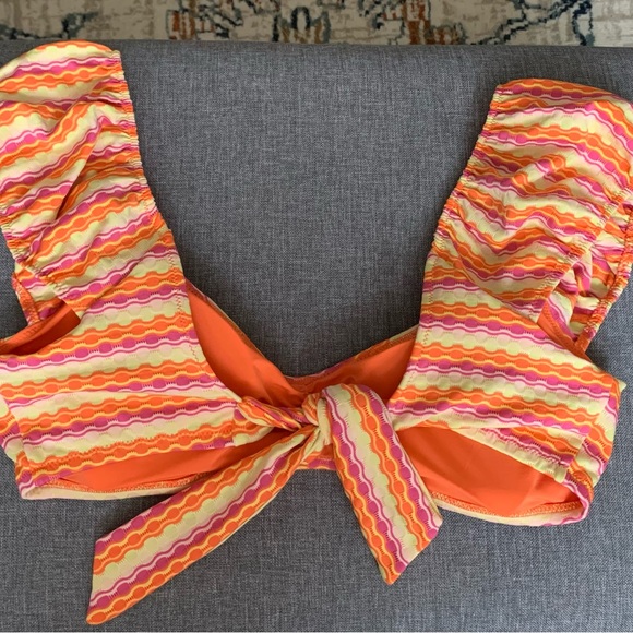 Aerie Sleeved Bandeau Bikini Top - Picture 2 of 4